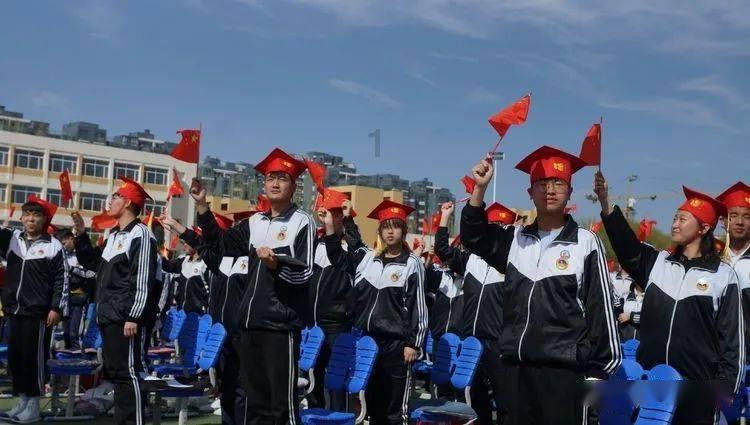 镇南关大捷：清政府大胜却向法国低头求和，冯子材在家气的大骂